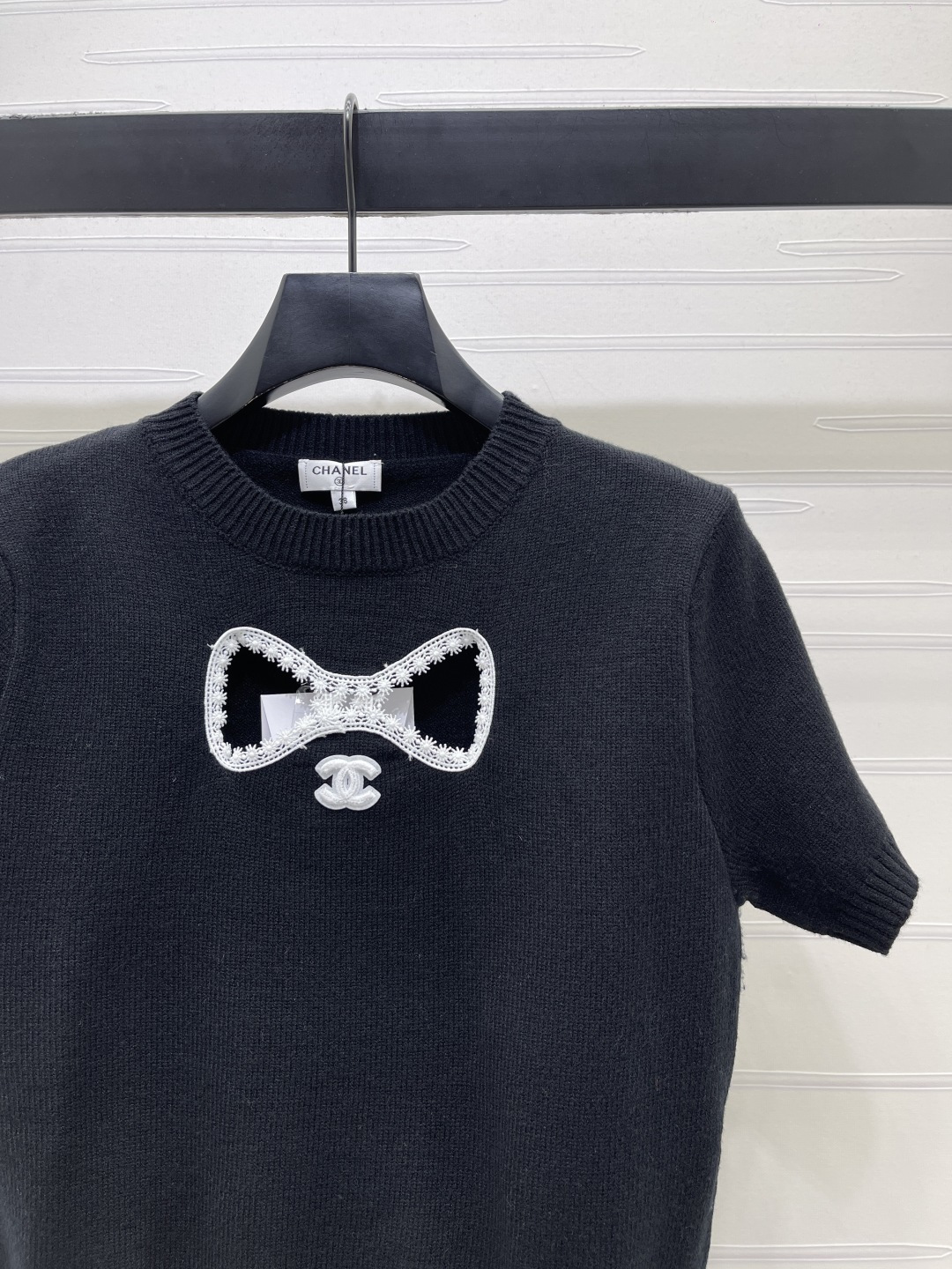 Women's short sleeves